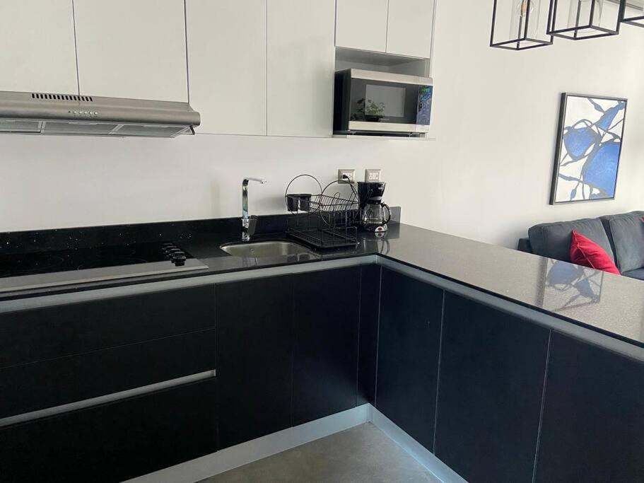 Moderno Apto Shift Zona 16, Cerca De Embajada Eeuu Y Explanada Cayala Guatemala City Екстериор снимка
